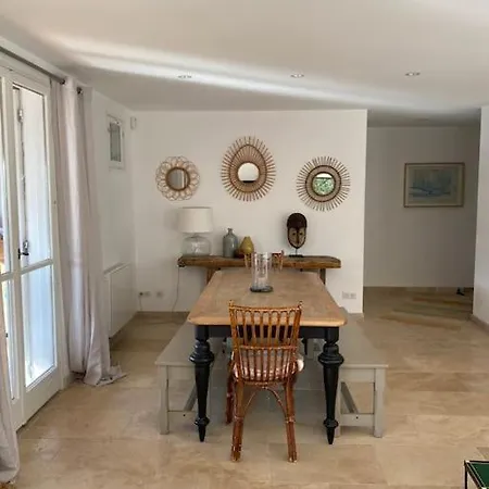 Villa - Au Calme Sur Golf, Et Vue Sur Le Golfe De Saint-tropez